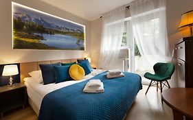 APARTAMENTY VILLA PIGMALION - sauna, jacuzzi, parking, ogród